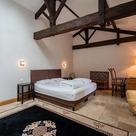 Chateau De La Vieille Chapelle Bed & Breakfast