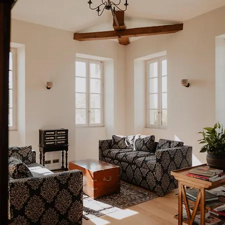 Bed & Breakfast Chateau De La Vieille Chapelle Lugon et l'Ile du Carney
