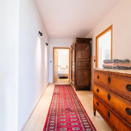 Chateau De La Vieille Chapelle Bed & Breakfast 4*