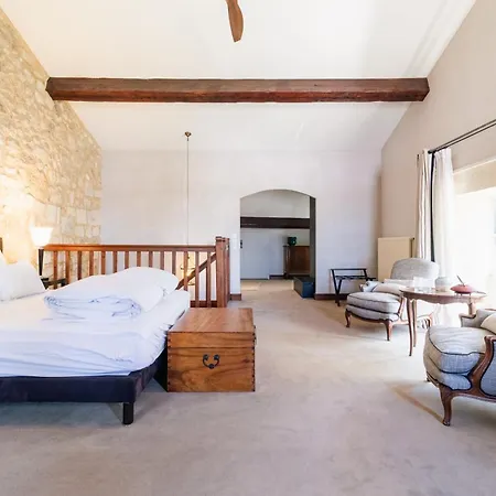 Chateau De La Vieille Chapelle 4* Lugon et l’Ile du Carney