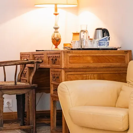 Bed & Breakfast Chateau De La Vieille Chapelle 4*