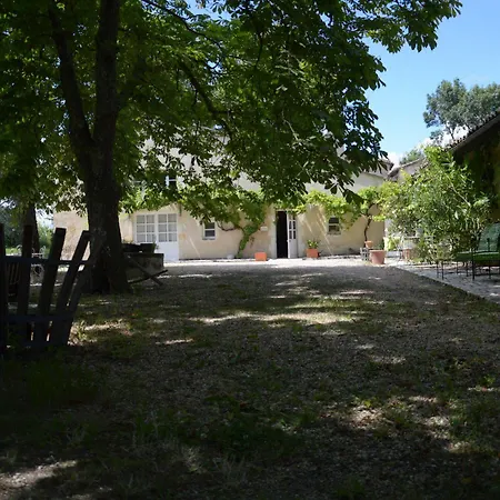 Chateau De La Vieille Chapelle * Lugon et l'Ile du Carney